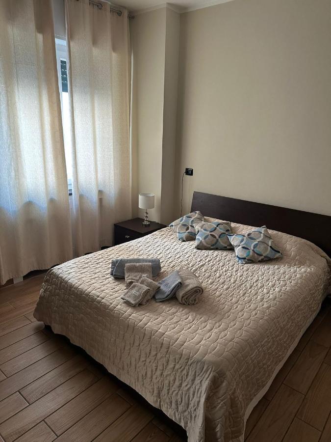 Luxury Center Appartment Novi Ligure Exterior foto